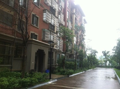 慈溪市浒山街道枫华富地花园10号楼401、402室司法拍卖公告